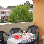 Modern With Swimming Pool Appartement
