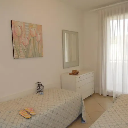 Modern With Swimming Pool - Beahost Apartment *