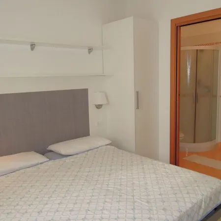 Apartment Modern With Swimming Pool - Beahost *