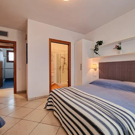 Modern With Swimming Pool * Bibione